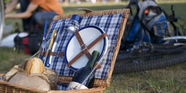 pack a healthy picnic