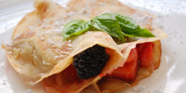crepe with berries
