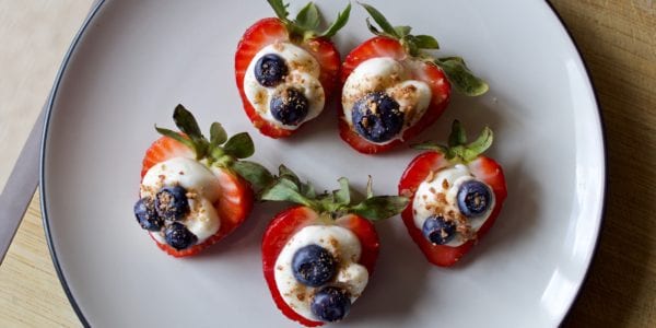 strawberry blueberry cheesecake bites