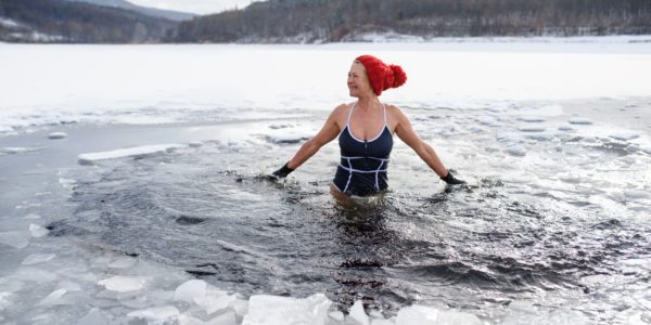 Cold Water Therapy and Cold Water Immersion: Do They Work?  